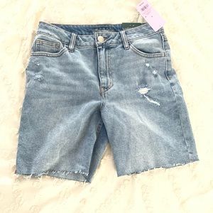 Long jean shorts 🤍